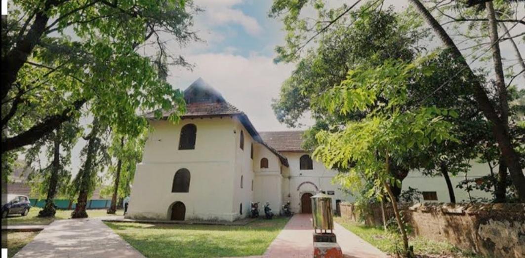 De Banyan Fort Homestay Kochi Exterior photo